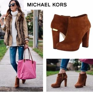 Auth Michael Kors Tan Brown suede Ankle Boots almond toe square high heel 7.5